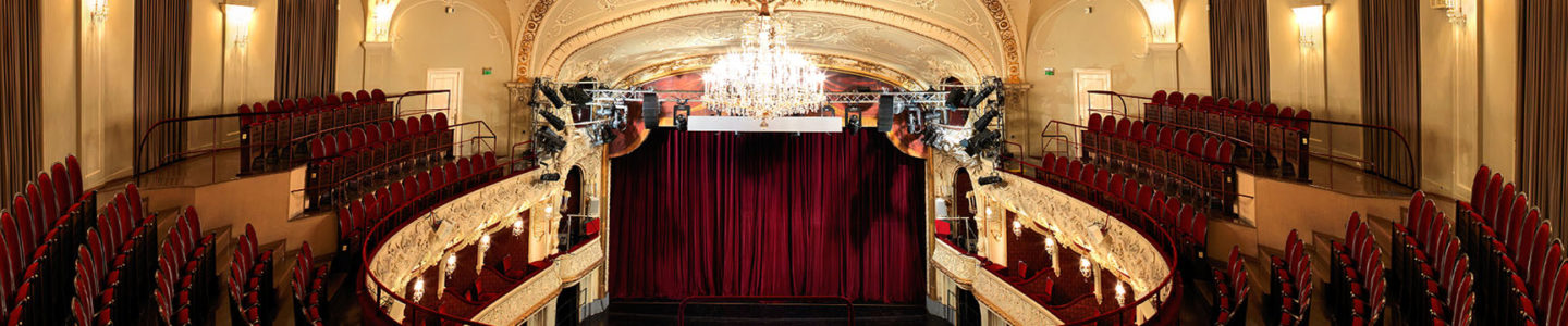 Salzburg State Theatre reinforced by Alcons in 4 divisions