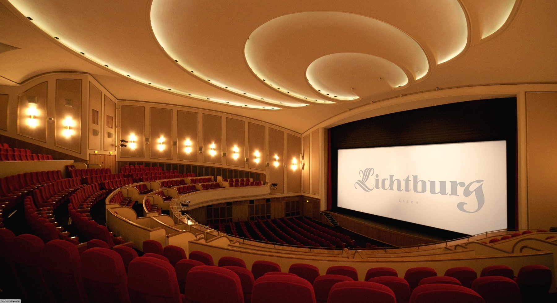 Alcons Lichtburg Essen webbanner