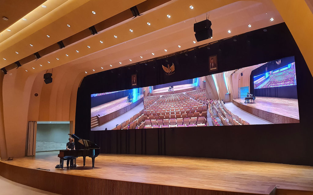  Foto zu Universitas Parahyangan, Bandung Indonesia - Alcons Audio 