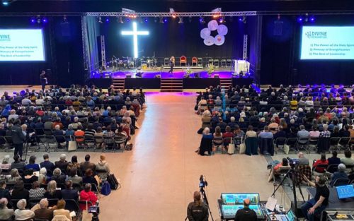 Alcons loudspeakers at conference Missionary Parish - If God Renovates