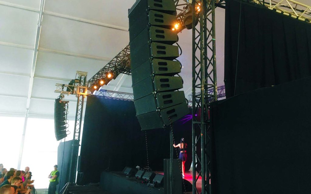LR18 at OFF Festival