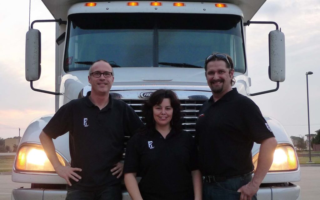 Tom Back, Pauline Ortiz y Pino and David Rahn with Big Al in November 2011