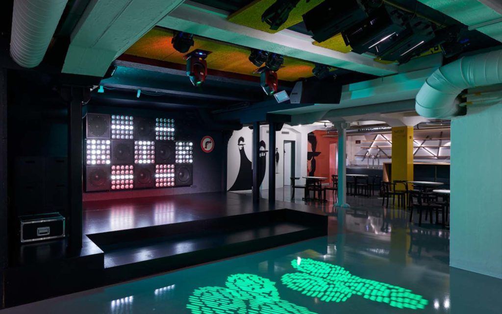 KiK Vienna with Alcons